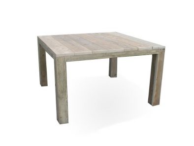 Viereckiger Tisch aus Bauholz