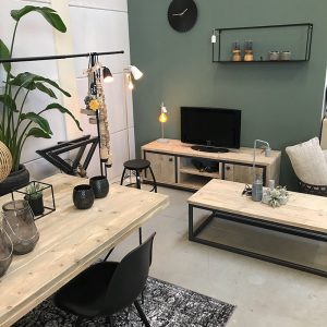 Moebel Showroom Niederland Bauholz Industrie Design